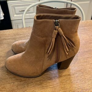 Western Booties w Tassels